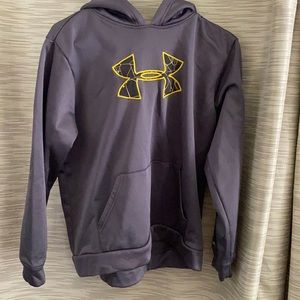 Boys dark gray pull over Under armour sweatshirt